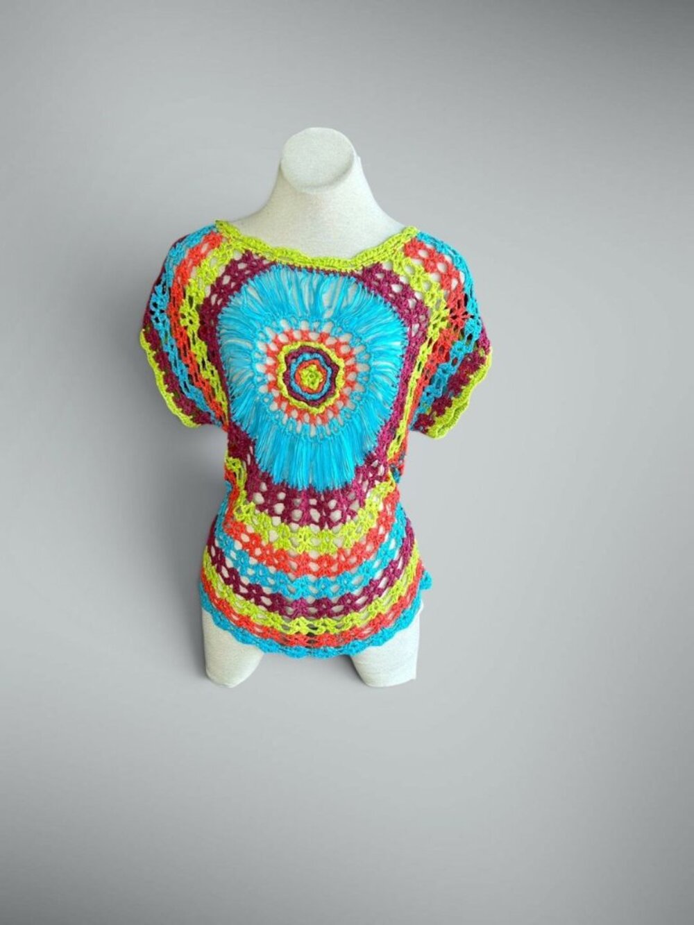 Alberto Makali Rainbow Crochet Mandala Casual Top Sweater Size Medium